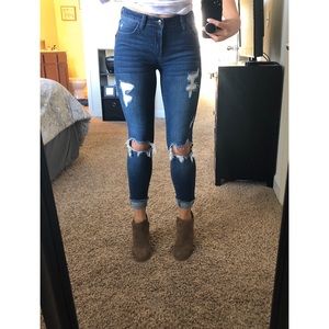 Destroyed skinny jeans size 3